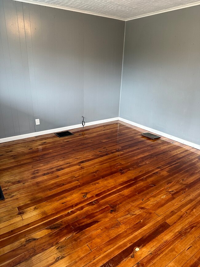 Photo - 1127 Wallis Ave