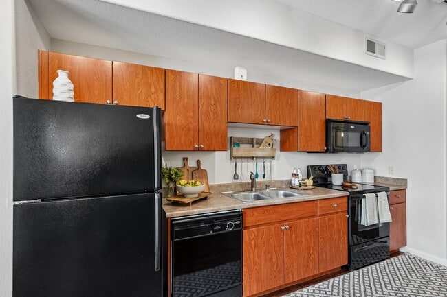 Acacia B, Studio, 1 Bath, 656 sq ft