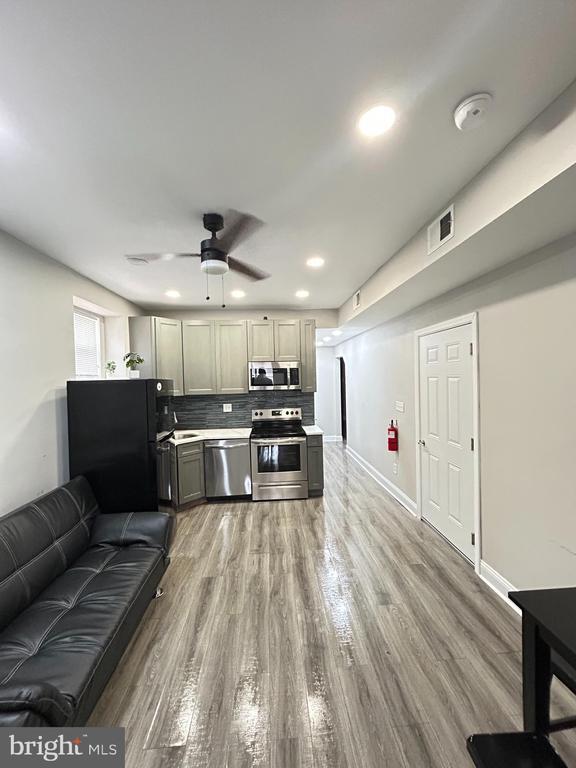 Building Photo - 2417 N 54th St