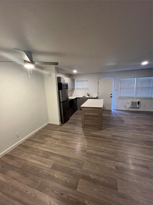 Photo - 1722 Colquitt St