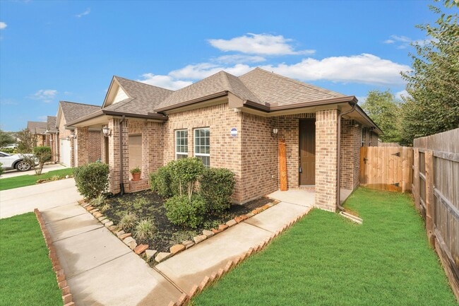 Photo - 8102 Sutton Crest Dr