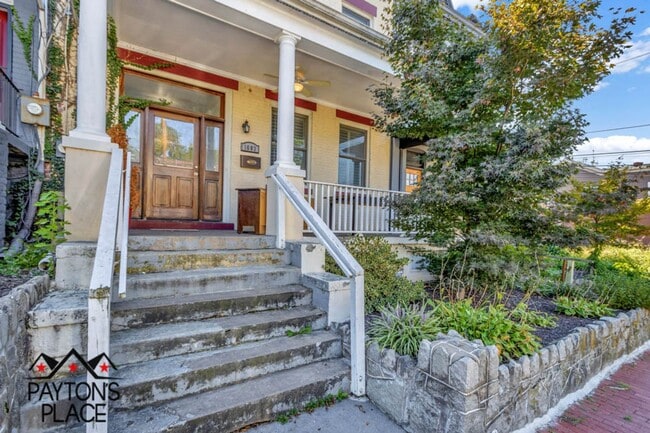 Building Photo - Beautifully Renovated in home in Historic Anacostia