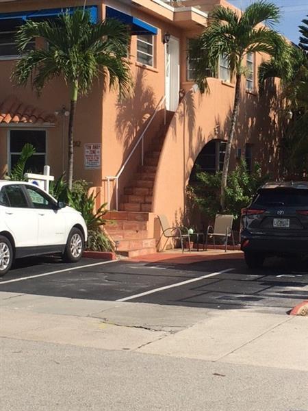 Photo - 3012 Seville St Unit 4