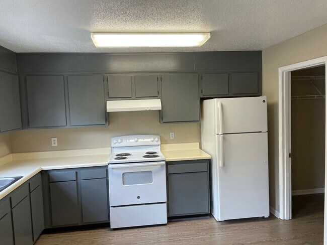 Photo - Riverbend Commons - Unit 205-C