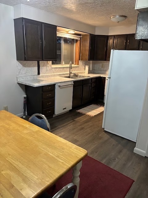 335 S Main St
