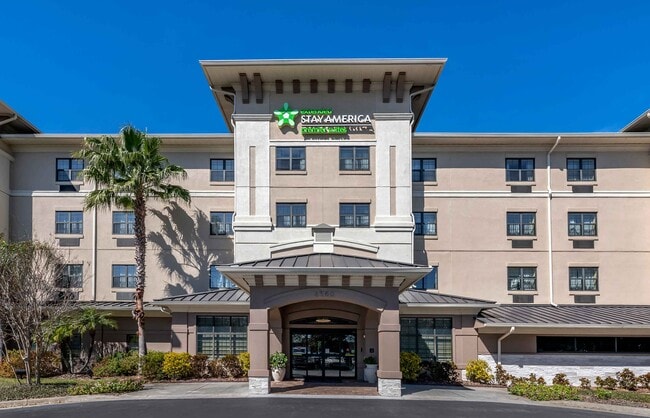 Furnished Studio-Lakeland - I-4