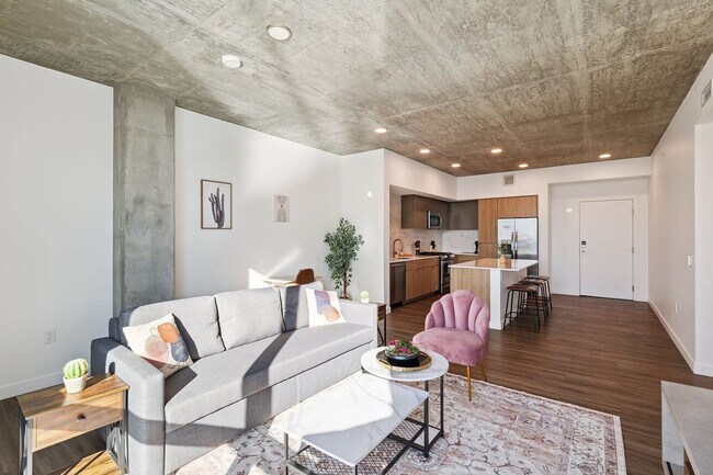 Photo - 222 E Jefferson St Unidad ID1369270P