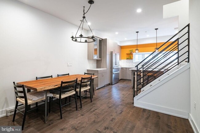 Photo - 1757 Waterloo St