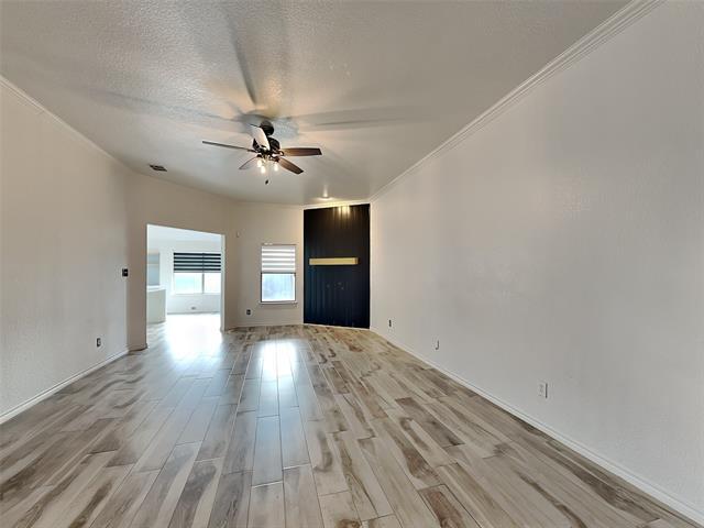 Photo - 4313 Red Clover Ln