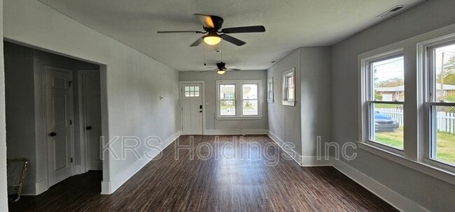 Photo - 515 Powhatan Pkwy