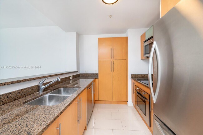 Photo - 300 S Biscayne Blvd Unit T-1905