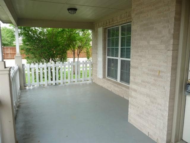 Photo - 9952 Nixon Dr