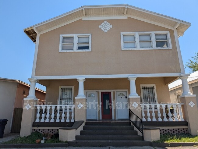 Photo - 2904 W Chestnut St Unit Apt 2