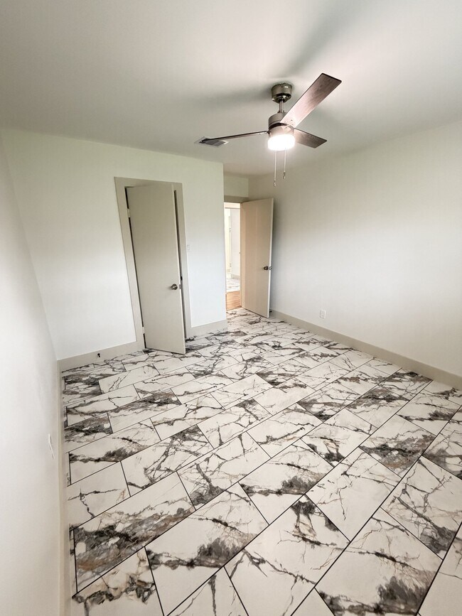 Photo - 7007 Pine Grove Dr