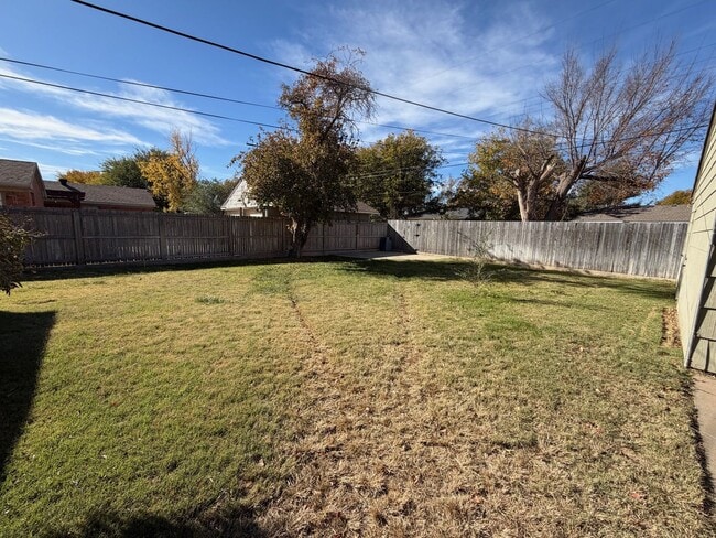 Photo - 3500 Patterson Dr