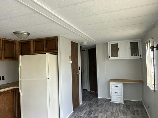 Photo - 16731 US-301