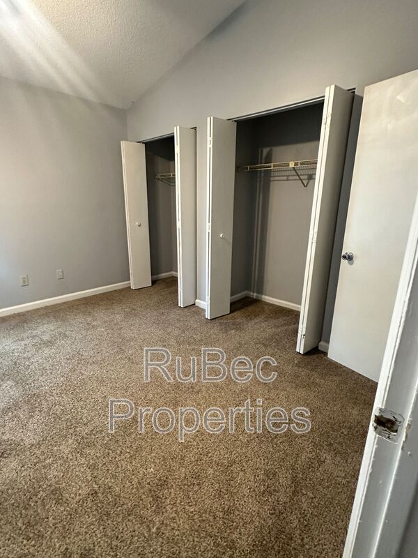 Photo - 6303 Windsor Gate Ln