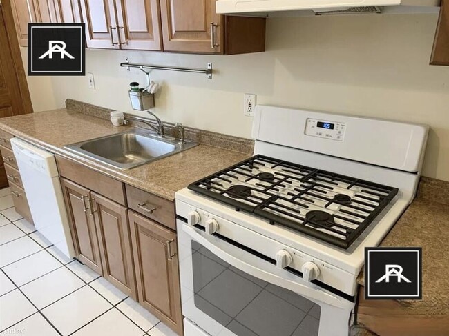Photo - 3 bedroom in Brighton MA 02135 Unit A