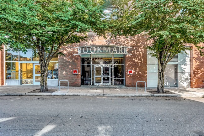 Bookmark Apartments - Bookmark Apartments