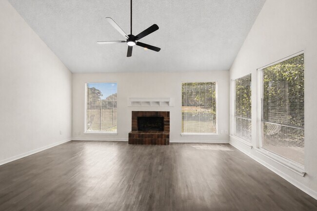 Photo - 20315 Sunny Shores Dr Unit B