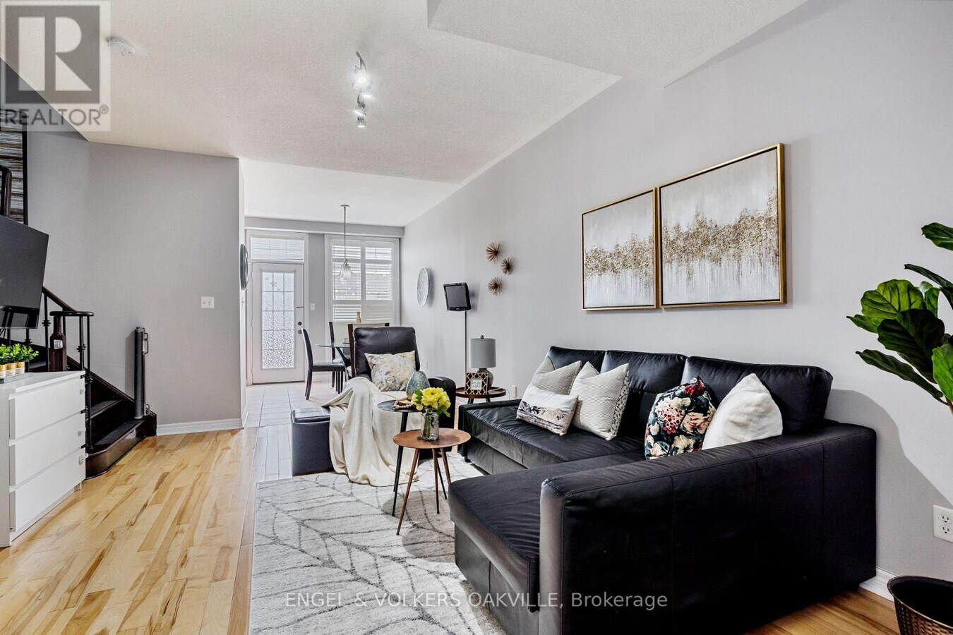 Photo - 72 Pefferlaw Cir