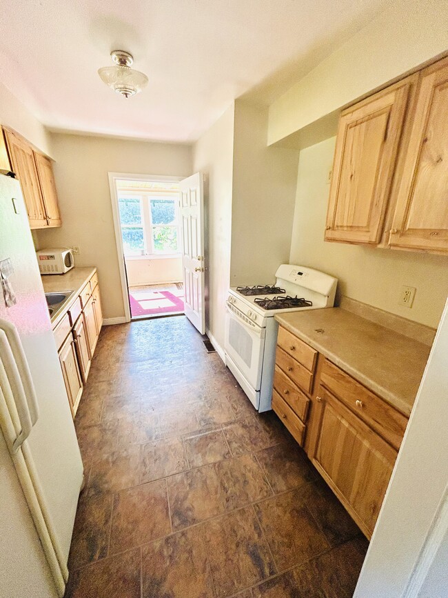 Photo - 3810 Jackson St NE