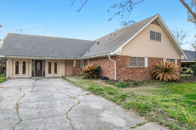 Building Photo - 430 Gloria Dr Rental