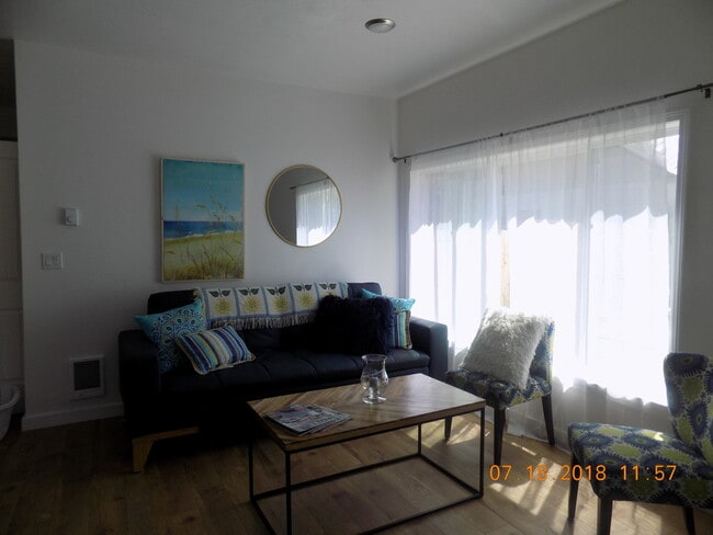 Photo - Beach Cottage-Fully Furnished - AVAILABLE ...