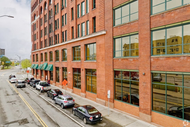 The Lofts at Michaels-Stern