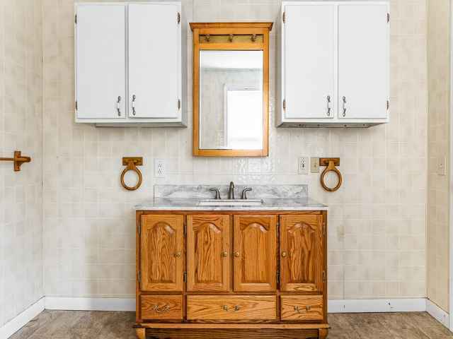 Photo - Center St Unit A