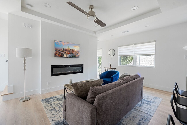 Photo - 824 Sunset Ave Unidad ID1024498P