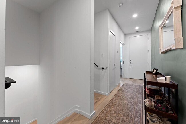 Photo - 312 Poplar St