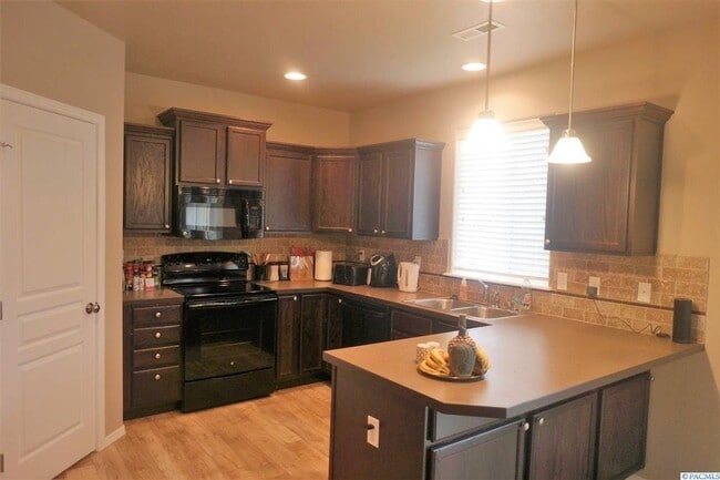 Photo - Great Kennewick Location