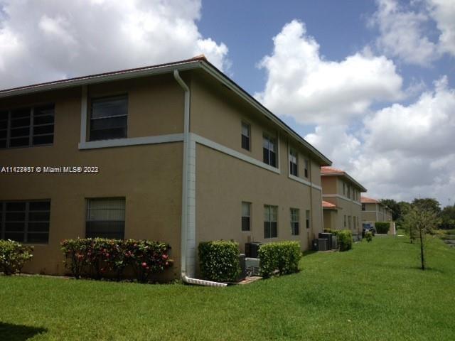 Photo - 823 Twin Lakes Dr Apartamentos Unidad 31-G