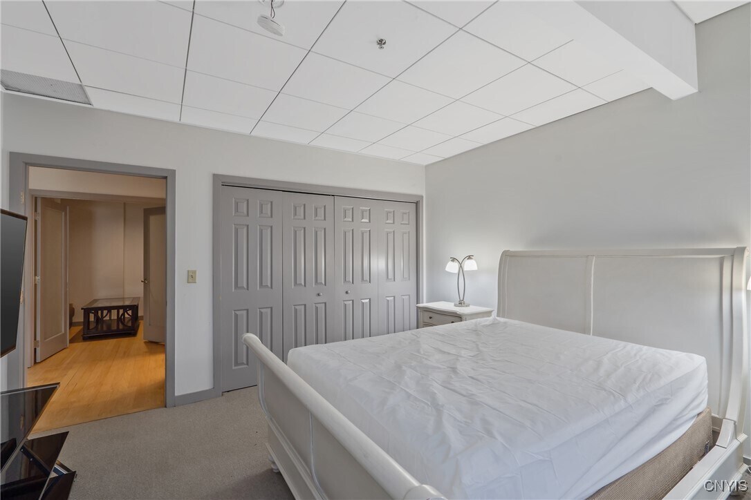 Photo - 108 W Jefferson St