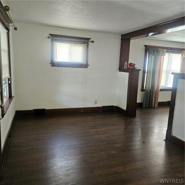 Photo - 733 Norfolk Ave
