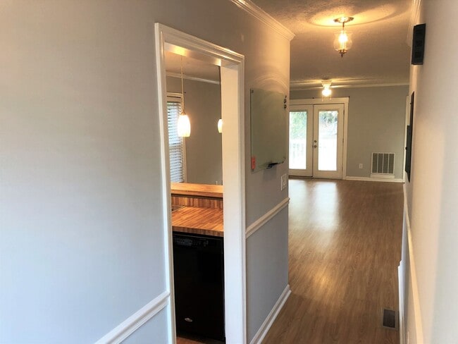 Photo - Welcome to the 2 Bed 2 Bath Bottom Floor C... Unit S1843