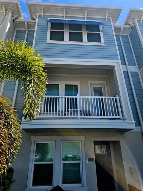 Photo - 845 Burlington Ave N Casa