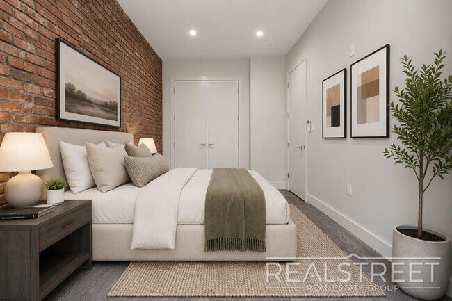 NEW 1 Bed in Prospect Park South!