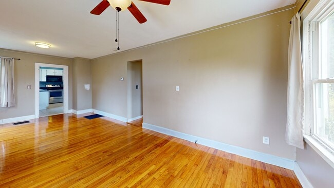 456 River Dr