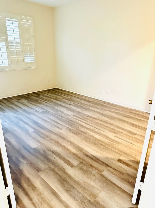 Photo - 9209 Wentworth Ln