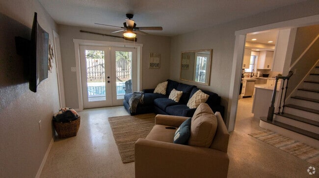 Building Photo - 366 W Osceola Ln Unit ID1245239P Rental