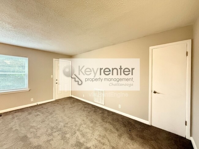 Photo - 305 Sunrise Ln Unit B