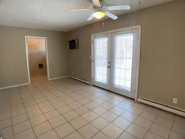 Photo - 2 Bed Duplex in Bridgman with attached garage!