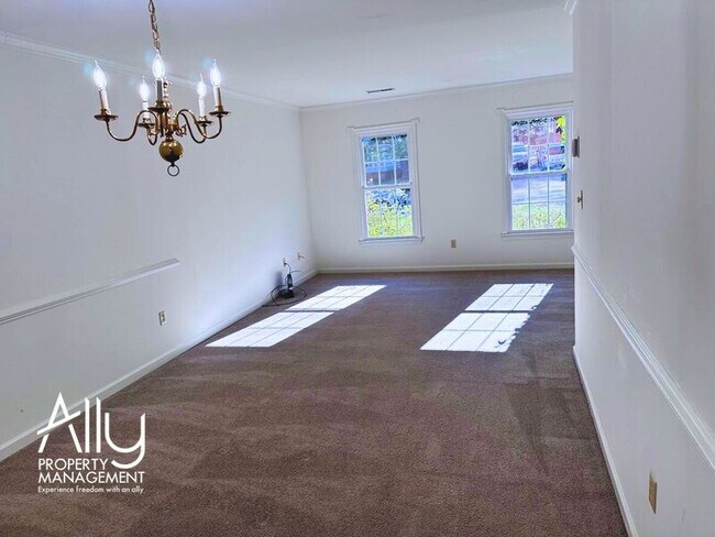 Photo - 1515 Westfield Ct