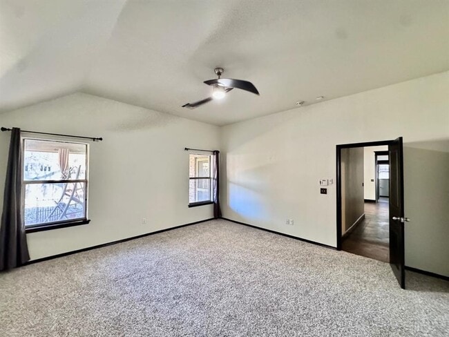 Photo - 4609 NW 161st St