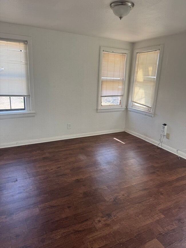 Photo - 503 S Milam St Unidad 503 S Milam #B