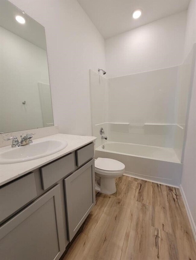 Photo - 31719 Splitting Willow Ln