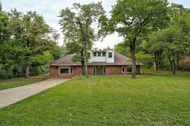 2429 Cedar Oak Dr