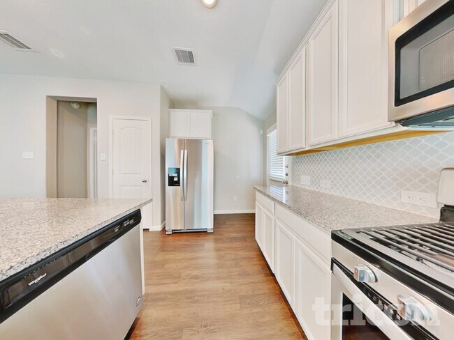 Photo - 6918 Scarlet Sagebrush St